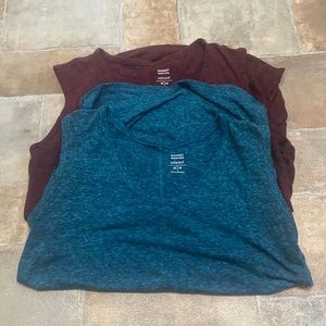 Old Navy Maternity Sleeveless Tops